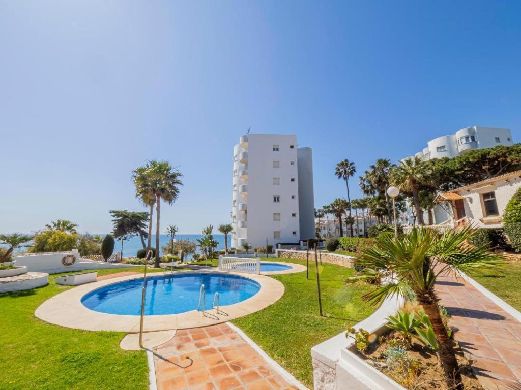 Apartment On Beach Mijas Sitio de Calahonda Eksteriør billede